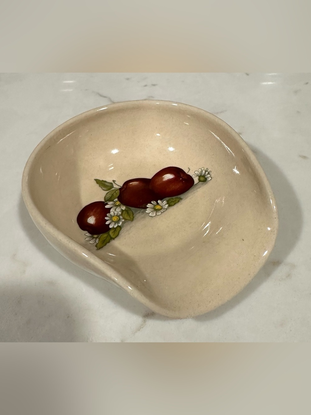 Vintage Yesteryears Hand Turned Apple Spoon Rest